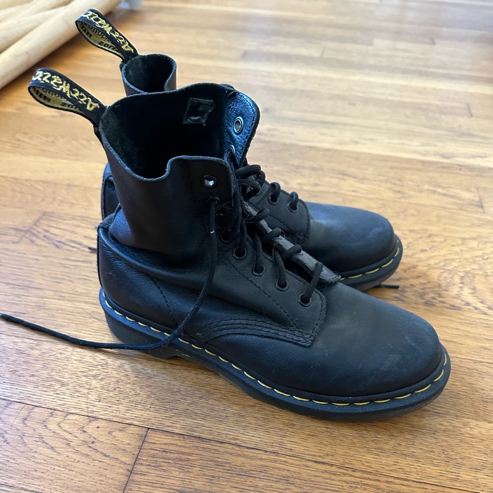 Dr. Martens 1460 Pascal Women’s Boots